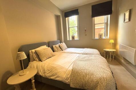 bedroom stp.jpg