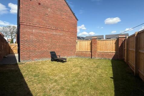 Garden 2.jpg