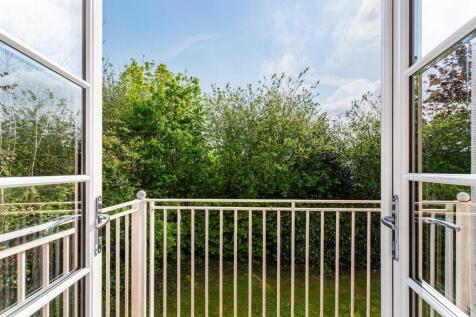 Apt_5_Beverley_House_51.jpg
