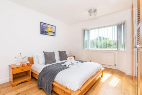 bedroom 4.png