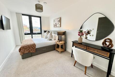 bedroom 3.jpg