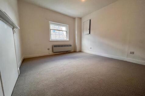 3c Gillygate.jpg