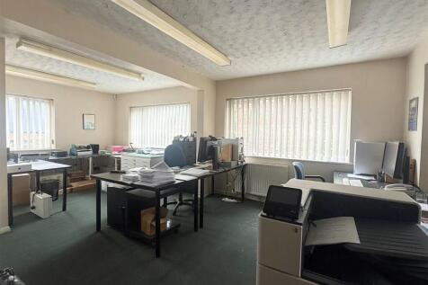 Office 3.jpg
