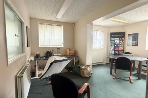 Office 5.jpg