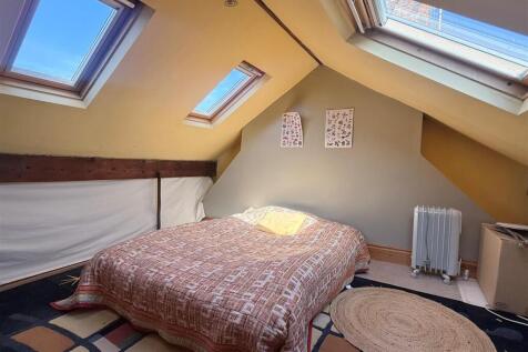 New loft bedroom.jpg