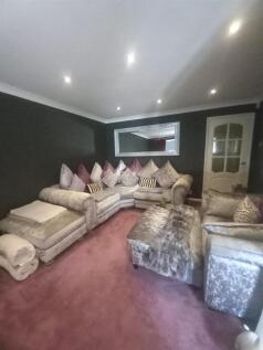 Lounge - 2.jpg