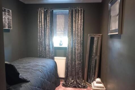Bedroom 2.jpg