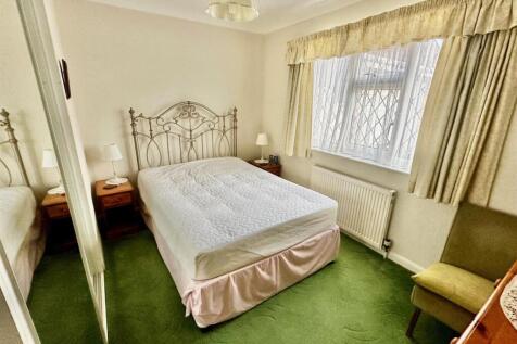 Bedroom.jpg