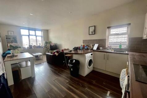Kitchen 4.jpg