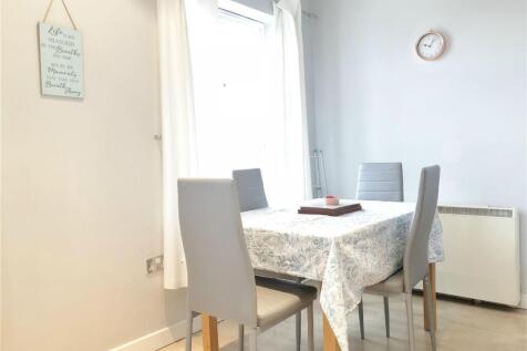 Dining Room photo.jpg