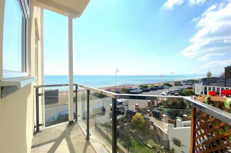 7 Alderton Ct - Balcony.jpg