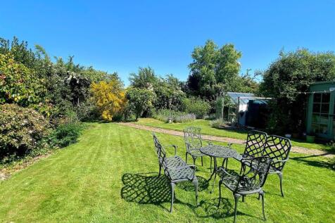 Fir Tree Cott - Garden1.jpg