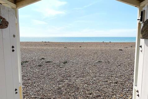 Beach Hut 32 Glyne Gap - View3.jpg