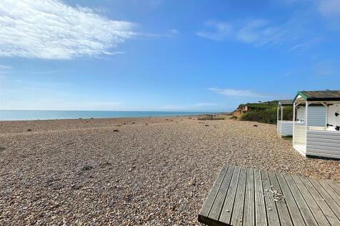 Beach Hut 32 Glyne GAp - View1.jpg
