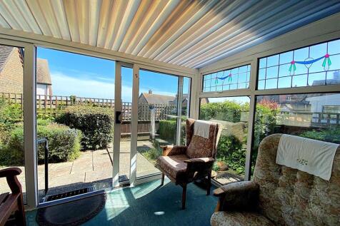77 Rotherfield Ave - Conservatory.jpg