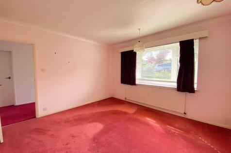 18 Cherry Tree Gardens - Bedroom4.jpg