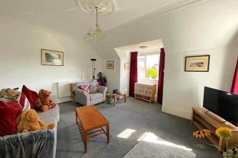 3 Trevenna - Lounge2.jpg
