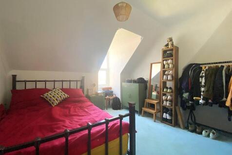59 Cantelupe Rd - Bed5.jpg