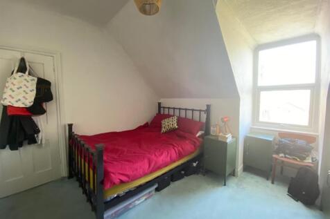 59 Cantelupe Rd - Bed6.jpg