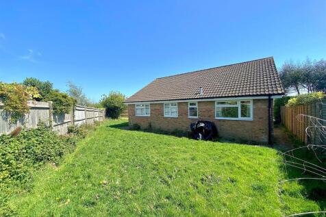13 Saxon rise - Garden2.jpg