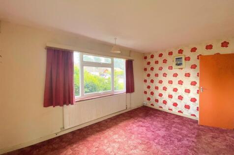 9 The Barnhams - Bed4.jpg