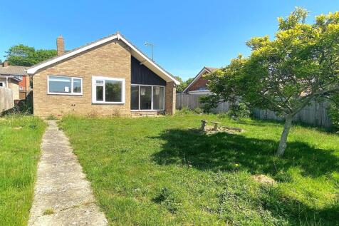 3 Hawkhurst Way - Rear2.jpg