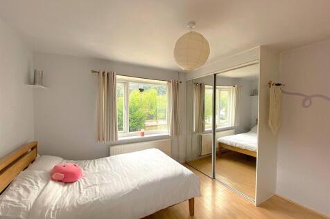 2 Ward Way - Bed7.jpg