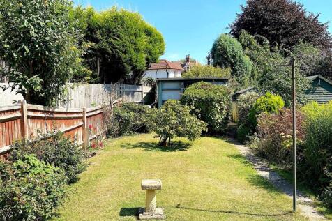 2 Westdown Road - Garden.jpg
