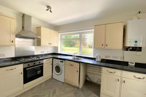1 Saltdean Way - Kitchen2.jpg