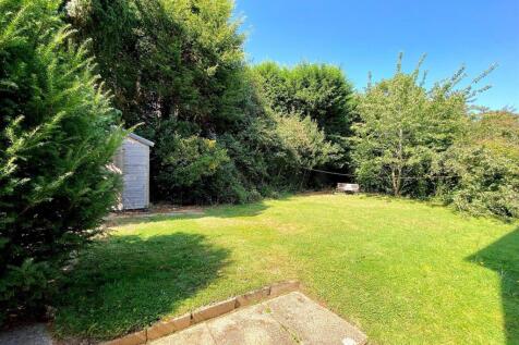 14 Millham Close - Garden.jpg