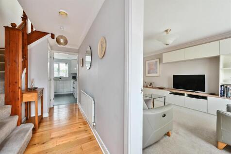 18 ALDER GARDEN - TN395JY - PHOTOS (9).jpg