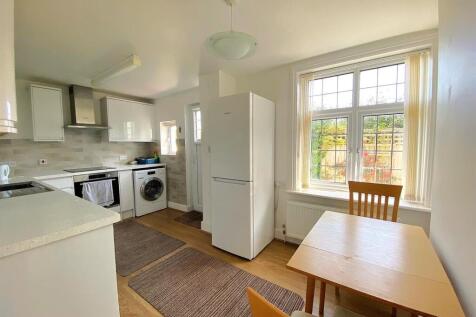 1 Bedford ave - Kitchen2.jpg