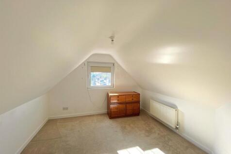 1 Bedford Ave - Bed3.jpg