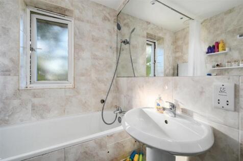 5 CLARENCE GARDENS - TN402FJ - PHOTOS (10).jpg