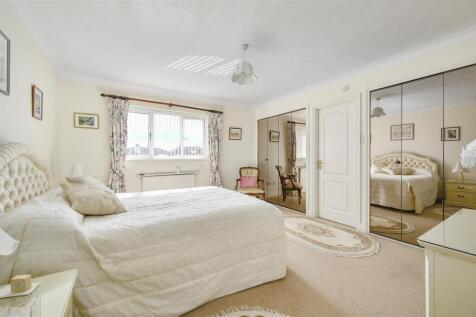 11 HARTFIELD ROAD (19).jpg