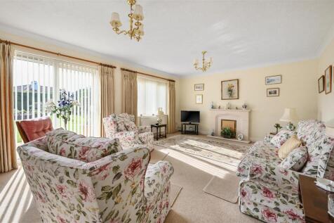11 HARTFIELD ROAD (1).jpg