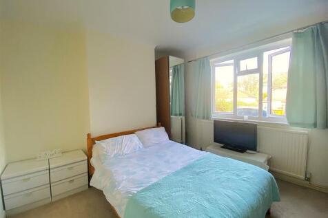 13 Grangecourt drive - Bed4.jpg