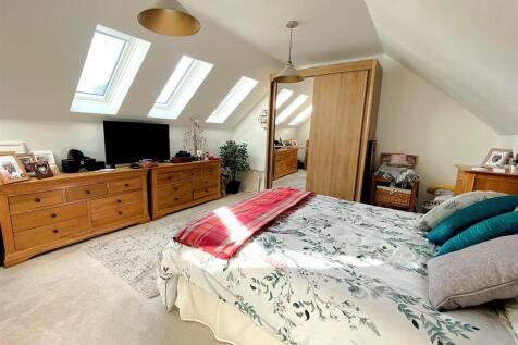 56C Haslam Crescent - Bed1.jpg