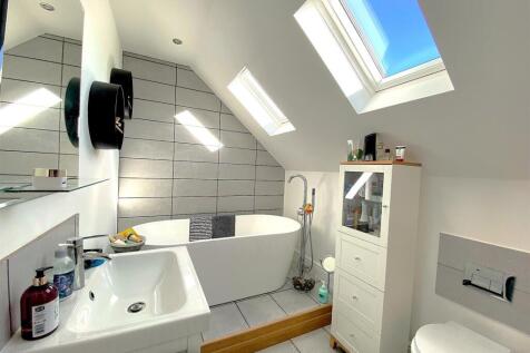 56C Haslam Crescent - Bath.jpg