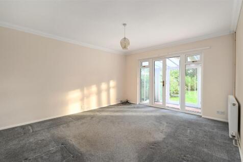 74 Pebsham lane tn40 (10).jpg