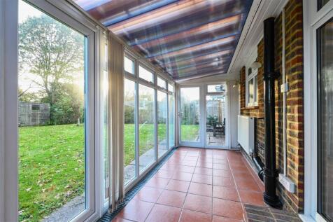 74 Pebsham lane tn40 (12).jpg