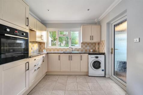 74 Pebsham lane tn40 (14).jpg