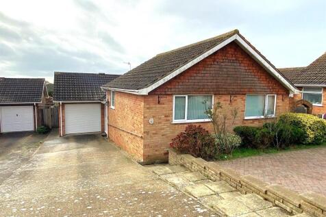 59 Links Drive - Front.jpg