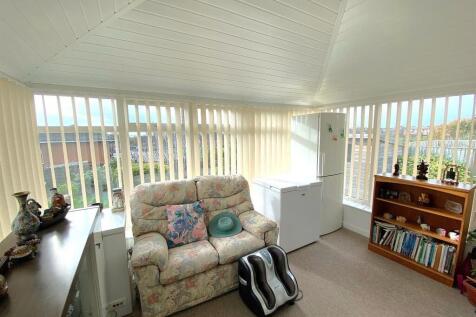 59 Links Drive - Conservatory.jpg