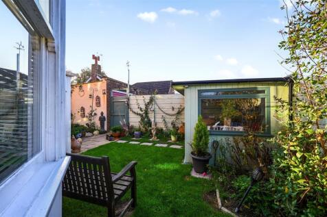 43A SUTHERLAND AVENUE - TN93QL (29).jpg