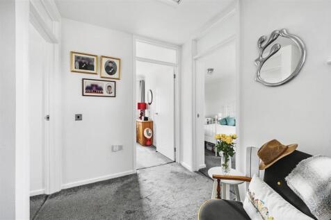 12 CHICHESTER COURT (9).jpg