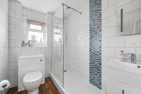 12 CHICHESTER COURT (8).jpg