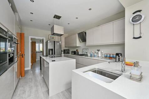 3 Ponswood Road TN389BU (16).jpg