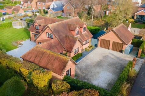 Lilac Cottage - Drone (3 of 8).jpg