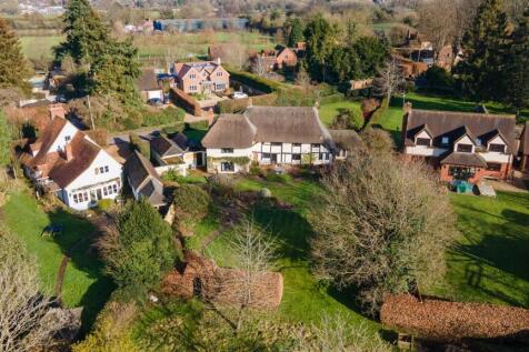 Cromwell Cottage - Drone (6 of 11).jpg